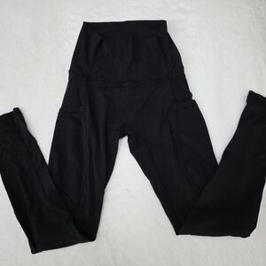 High-Waist Black Leggings with Side Pockets